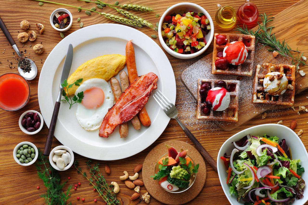 호시노 리조트 Omo7 아사히카와 외부 사진 A selection of food