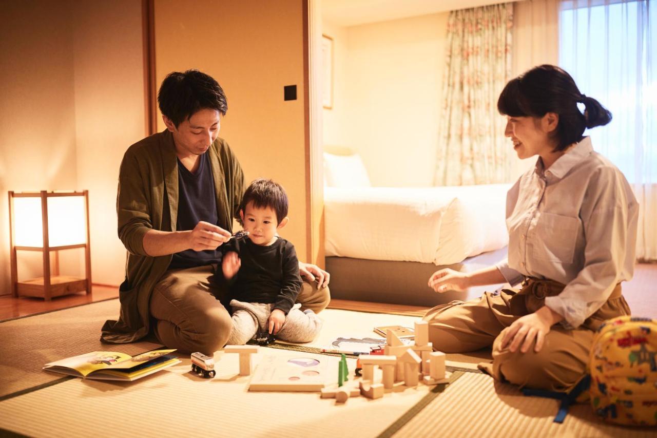 호시노 리조트 Omo7 아사히카와 외부 사진 A Japanese family